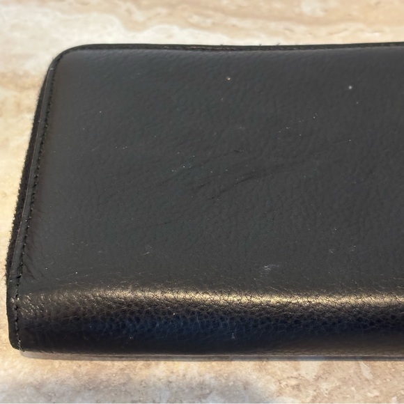 Gucci leather zip around continental wallet - Picture 6 of 13